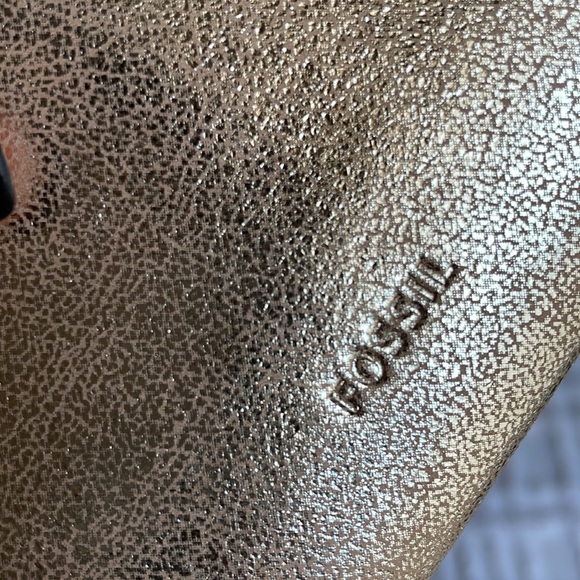 Fossil: shimmery wallet - Picture 10 of 11